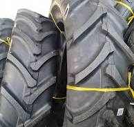 Neumático con cámara. 15,5-38. (gomas traseras de tractor)