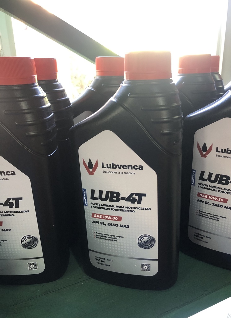 LUB-4T SAE 10W30. 946mL