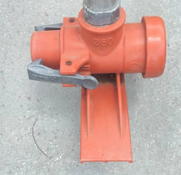 [FLLC1409-1598] Tee porta aspersor naranja rosca hembra 1"